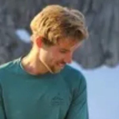 Erik E.